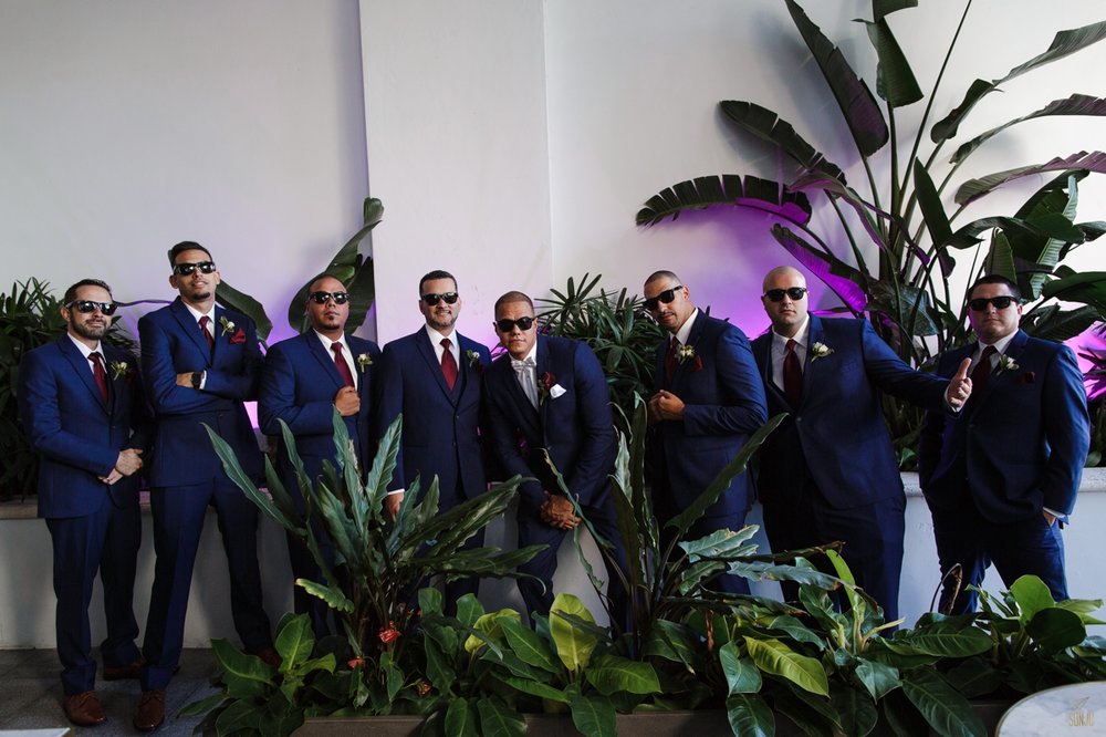 Miami-wedding-photographer-groomsmen-group-shot
