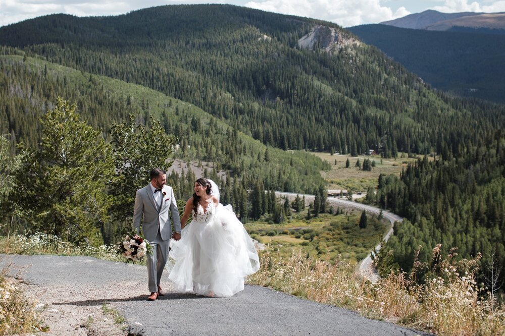 Lodge-at-Breckenridge-Wedding-photos