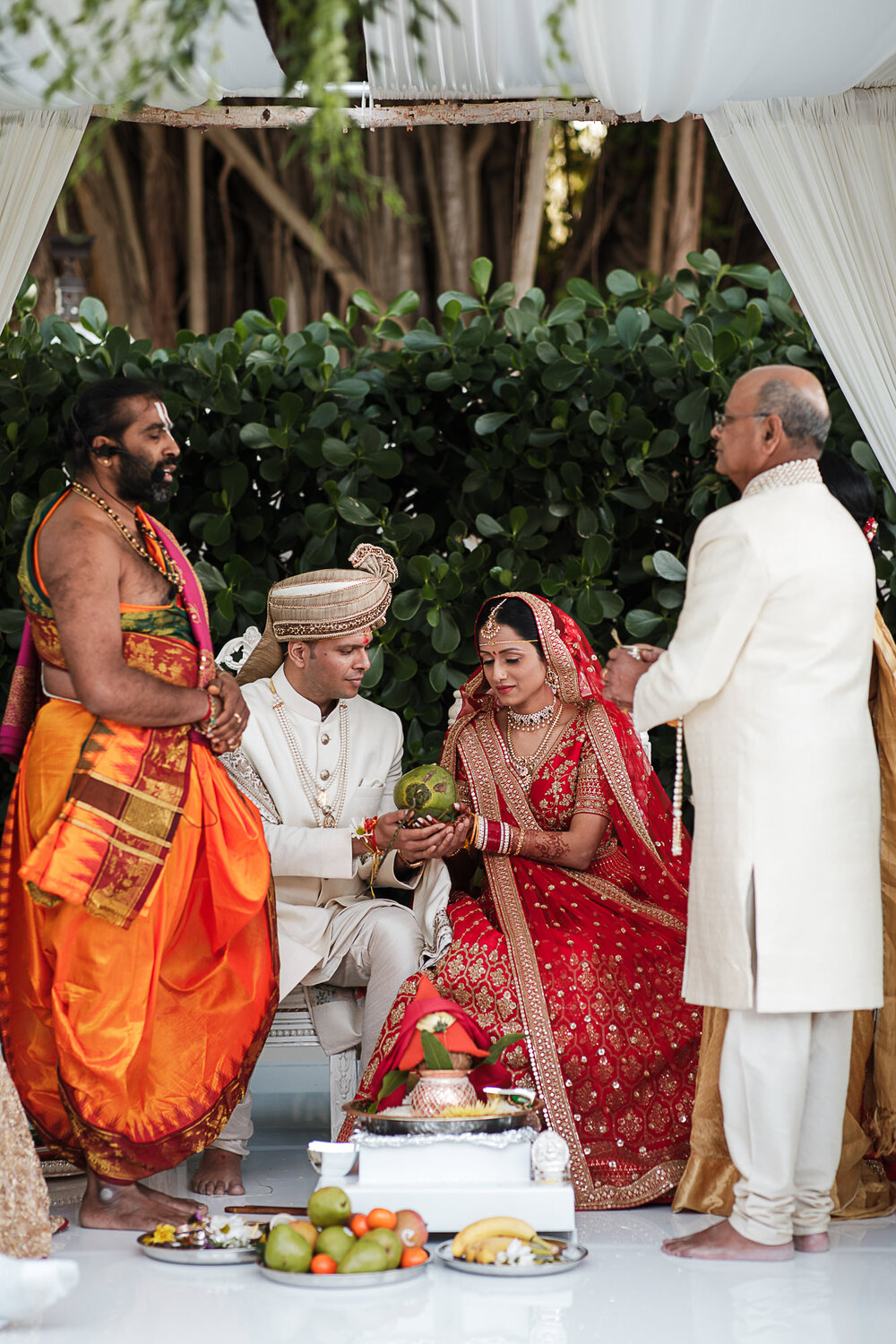Indian-Wedding-Coral-Gables-Country-Club-Sonju-Miami-Photographer-37.jpg